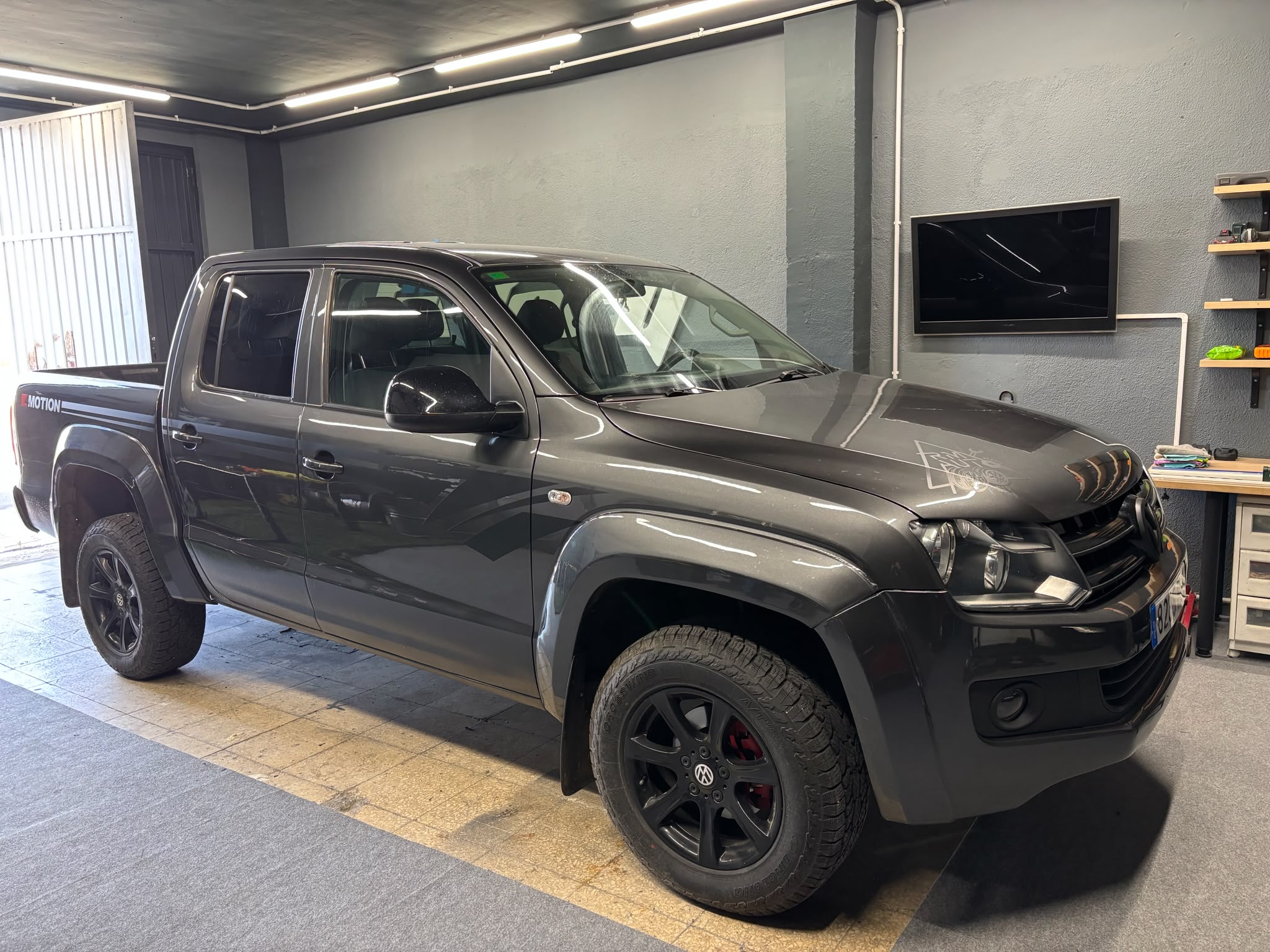 VW Amarok en el taller