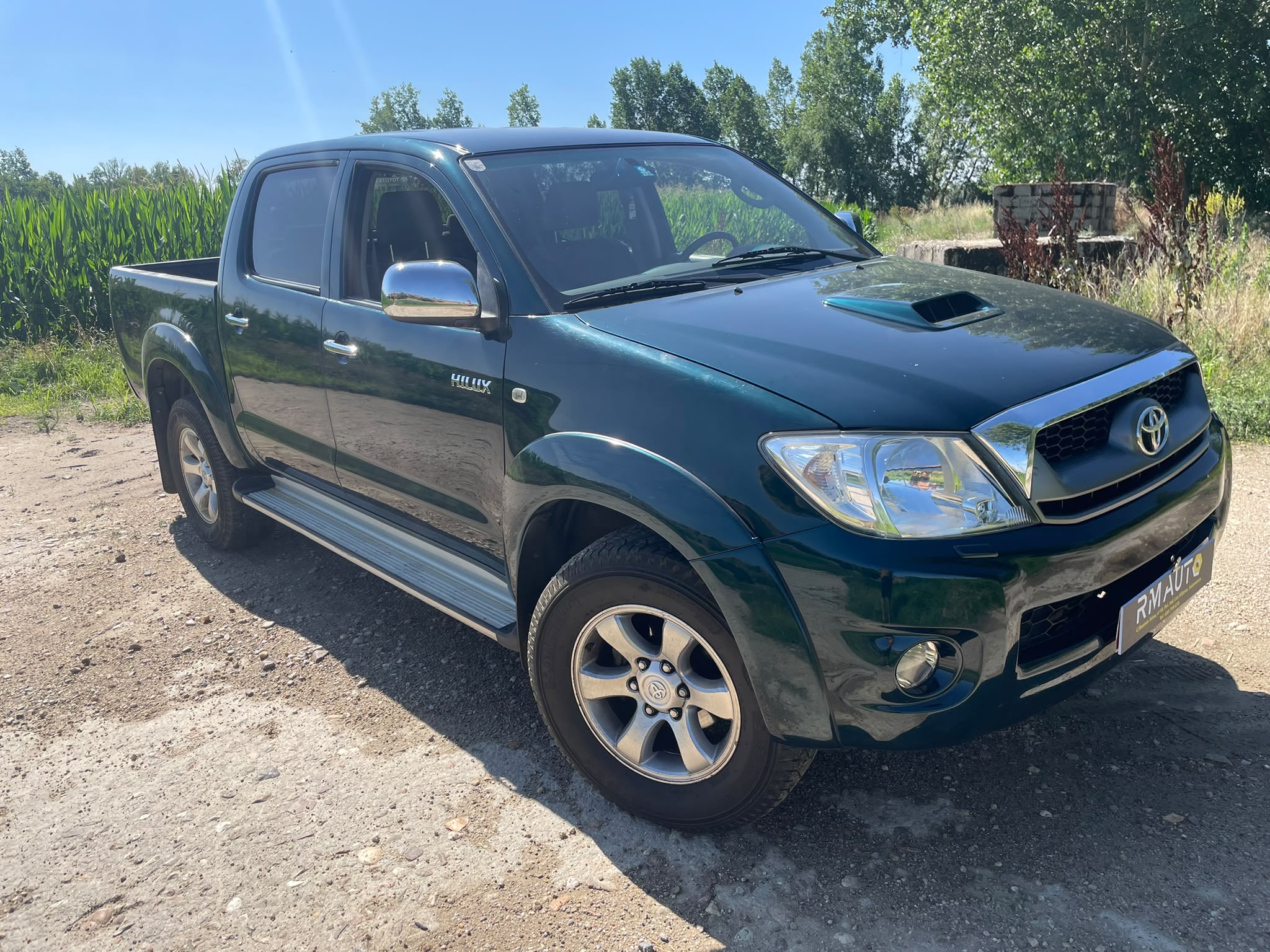 TOYOTA  HILUX 3.0 2010