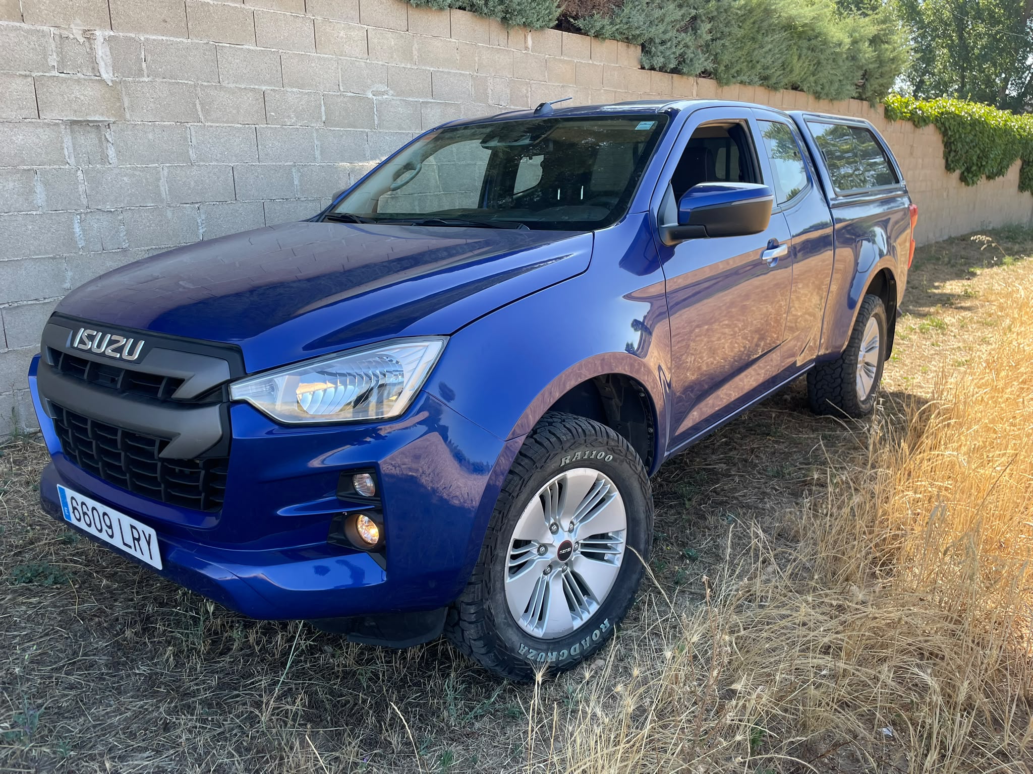 ISUZU D-MAX 0